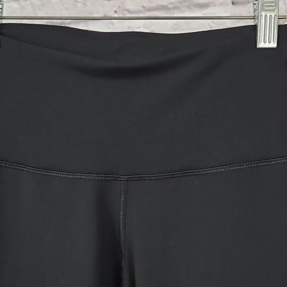 Old Navy NWT High-Waisted PowerPress Crop Leggings Black Workout Yoga Pant Small - Picture 7 of 9